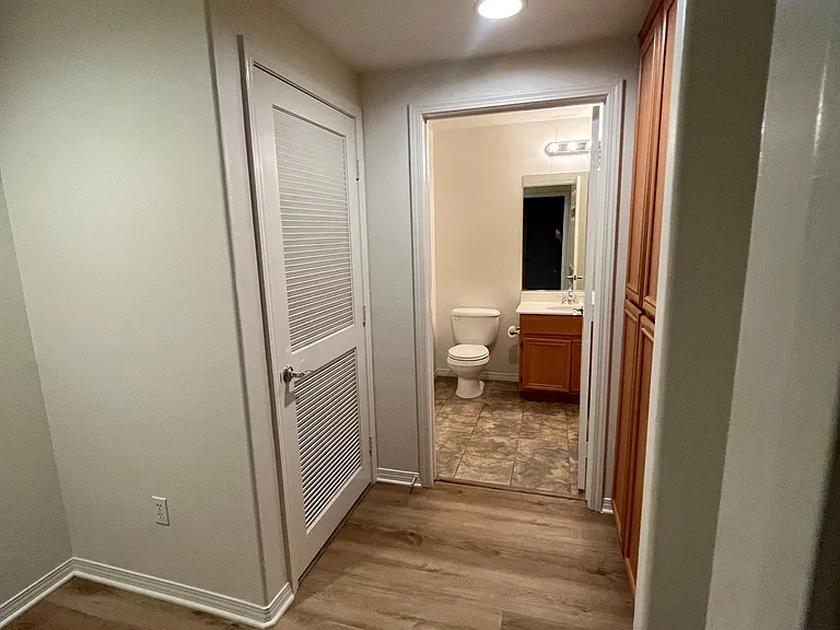 274 Riverdale Ct #1003 — Photo 13