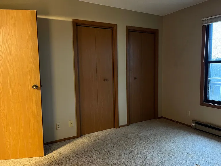 1626 Pinewood Ln #4 — Photo 9