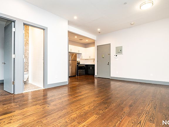 3rd image of 1277 Putnam Ave #2D