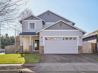 2782 Nina Pl, Hubbard, OR 97032