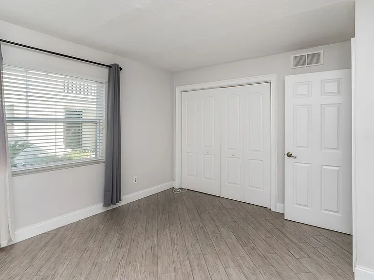 4609 W North B St #111 — Photo 24