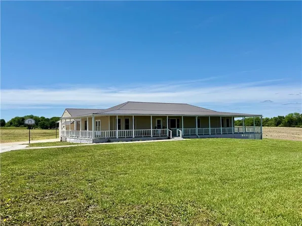 12356 Elkhorn Rd, Rayville, MO 64084