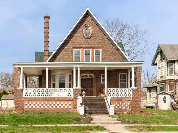 314 S Monroe St, Streator, IL 61364