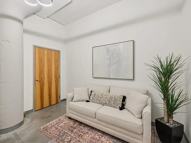 2929 Chicago Ave #1105 — Photo 19