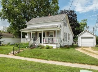 516 3rd St SW, Waverly, IA 50677