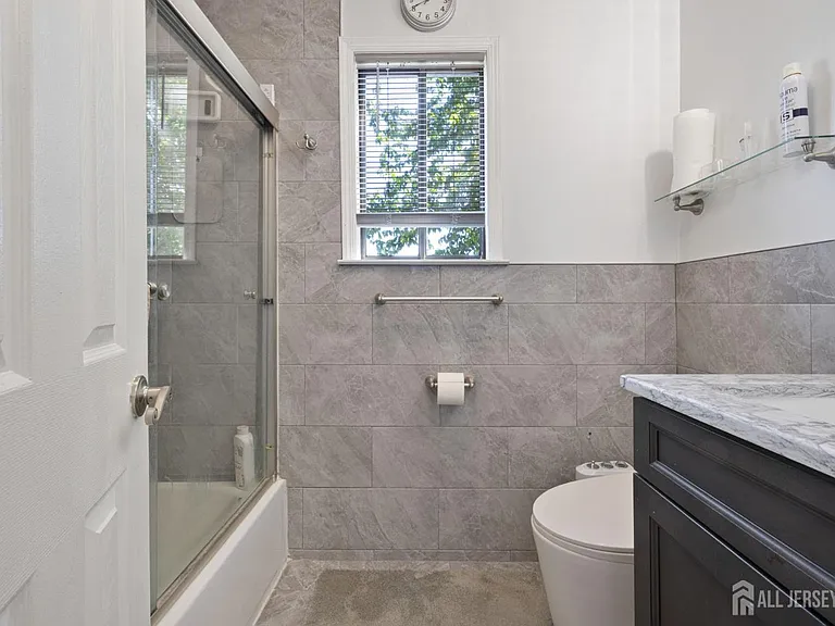 190 Goldmine Ln — Photo 12