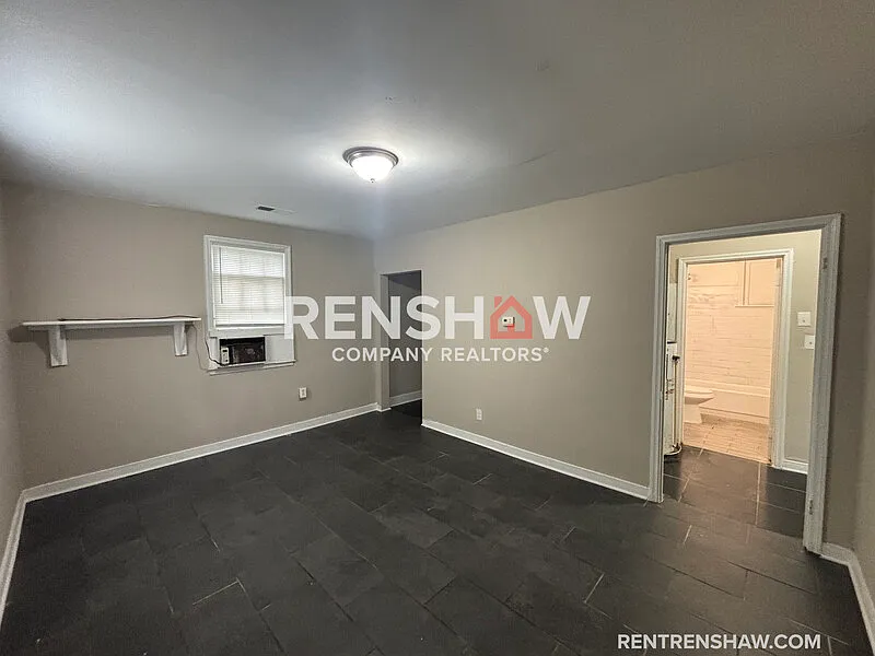 3 bed, 2.0 bath, 1199 sqft, $995 — Photo 2