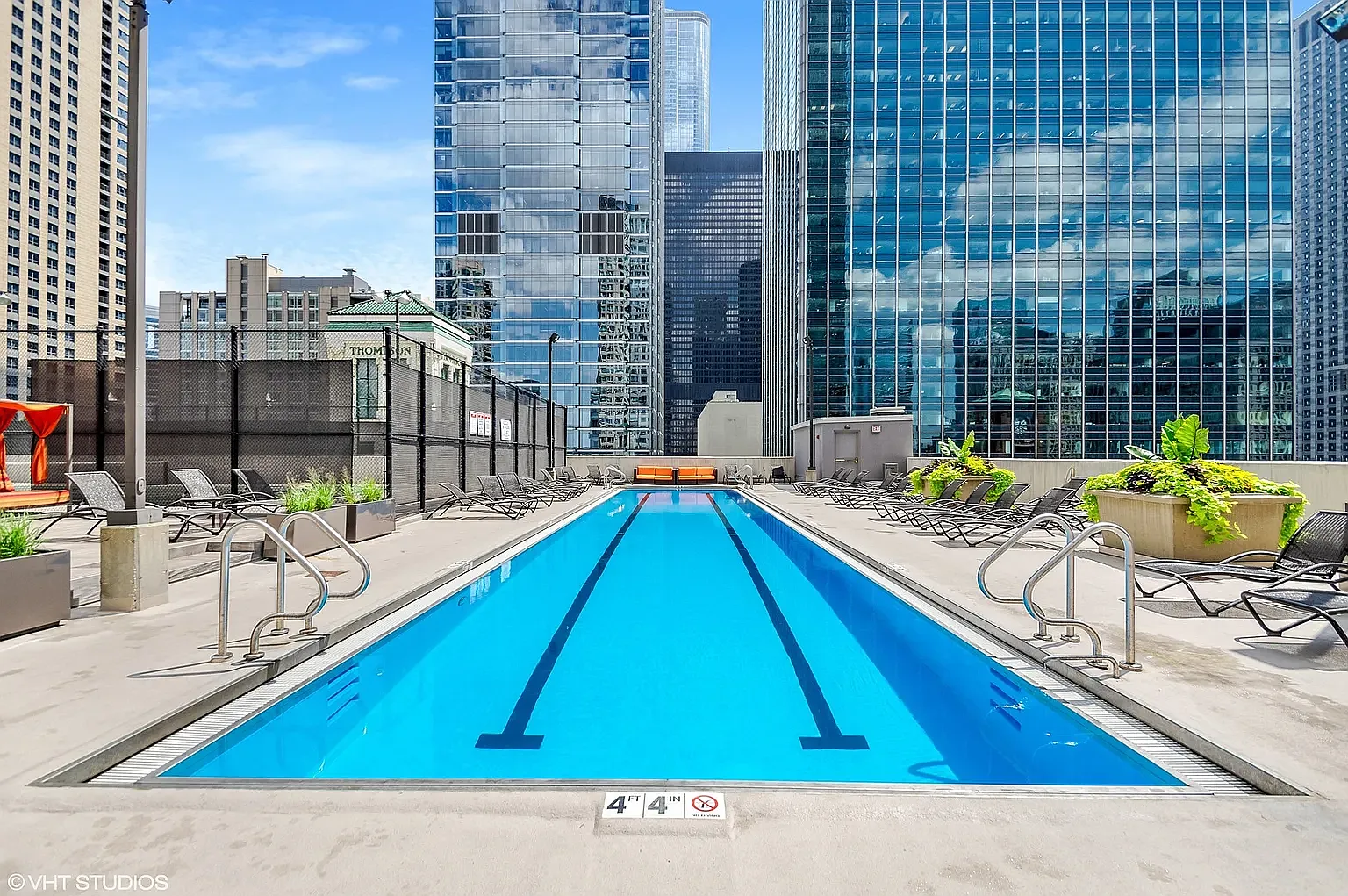 1 bed, 860 sqft, $2,400 — Photo 2