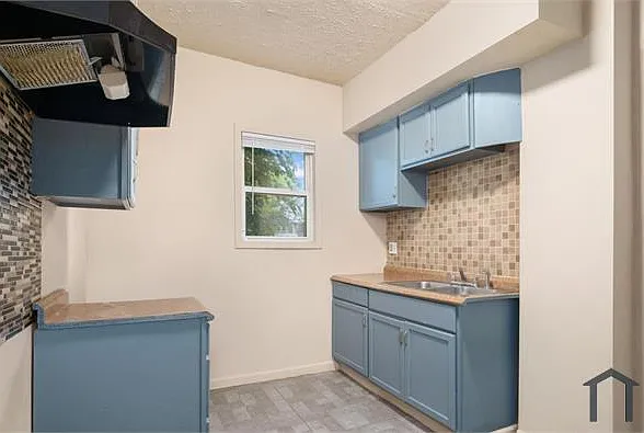 48 S Richardson Ave — Photo 13