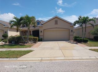 2228 Parrot Fish Dr, Holiday, FL 34691