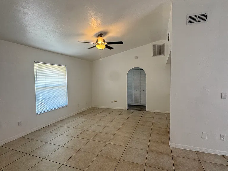 833 Cape Coral Pkwy W #5 — Photo 9