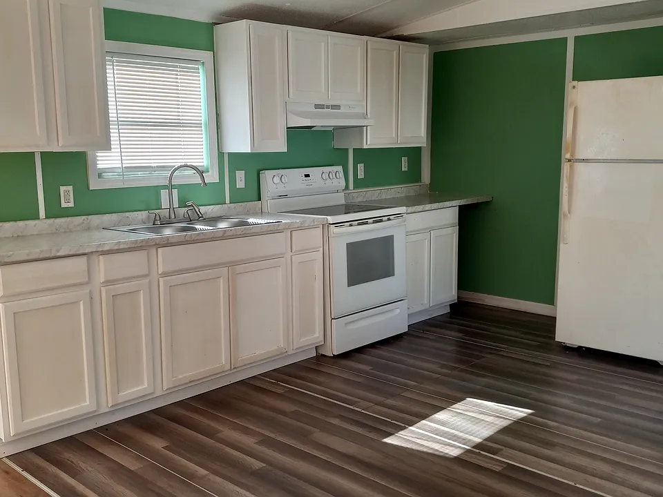 1720 NW 38th Ave #159