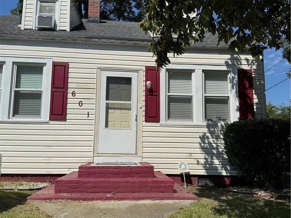 601 Wingfield Ave, Chesapeake, VA 23325