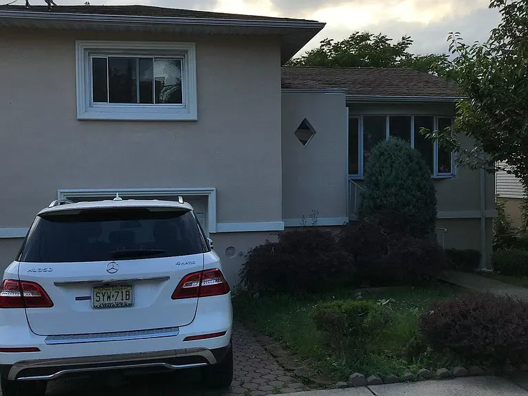 9107 Columbia Ave #1 — Photo 4
