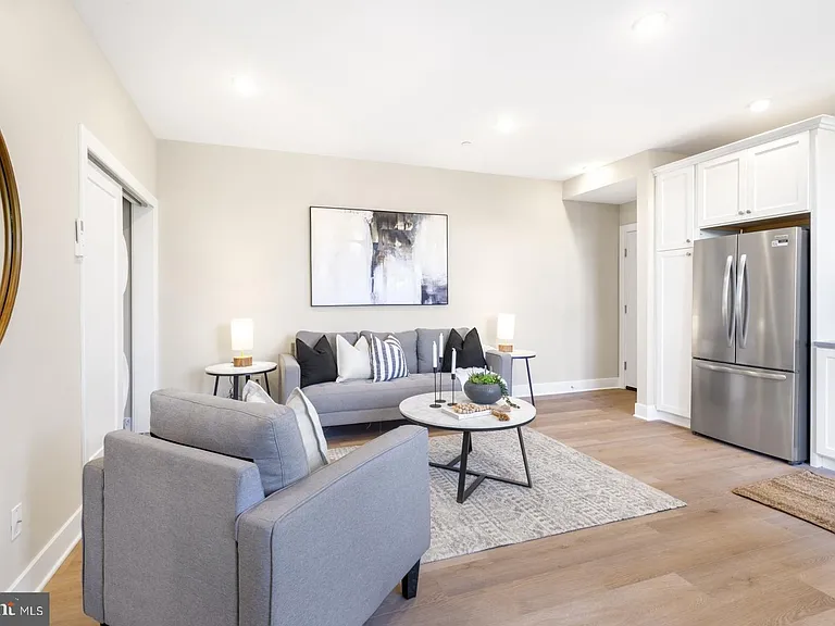 6712 Ridge Ave #302 — Photo 9