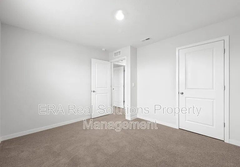 6294 Marinelli Dr S — Photo 25