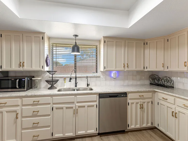 110 Forest Cir — Photo 6