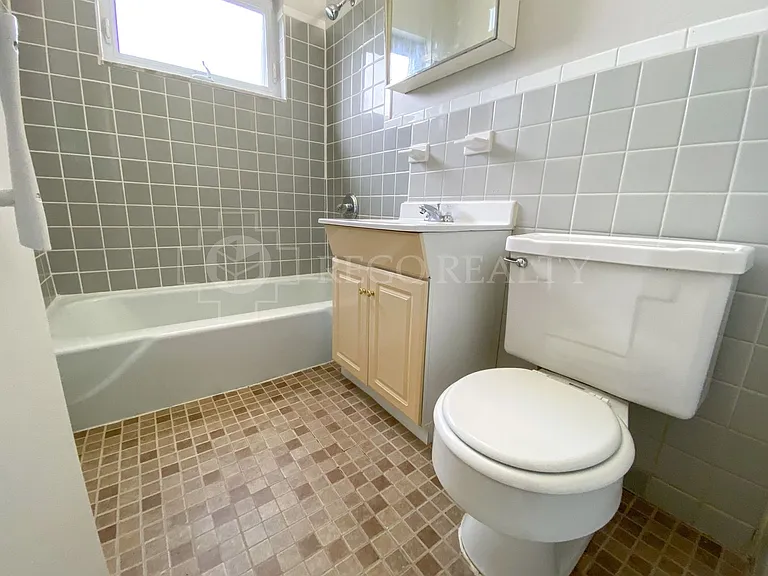 55 Morris St — Photo 18