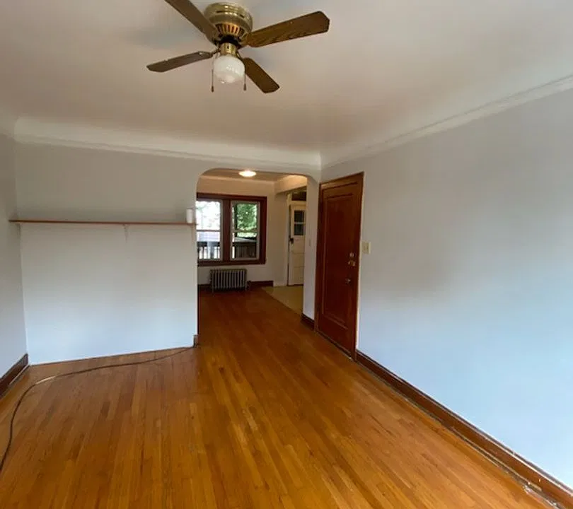 2902 N Laramie Ave #3