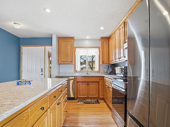 4th image of 1138 Highpoint Ct #33B