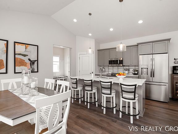 5th image of 14719 Arcadia Woods Dr