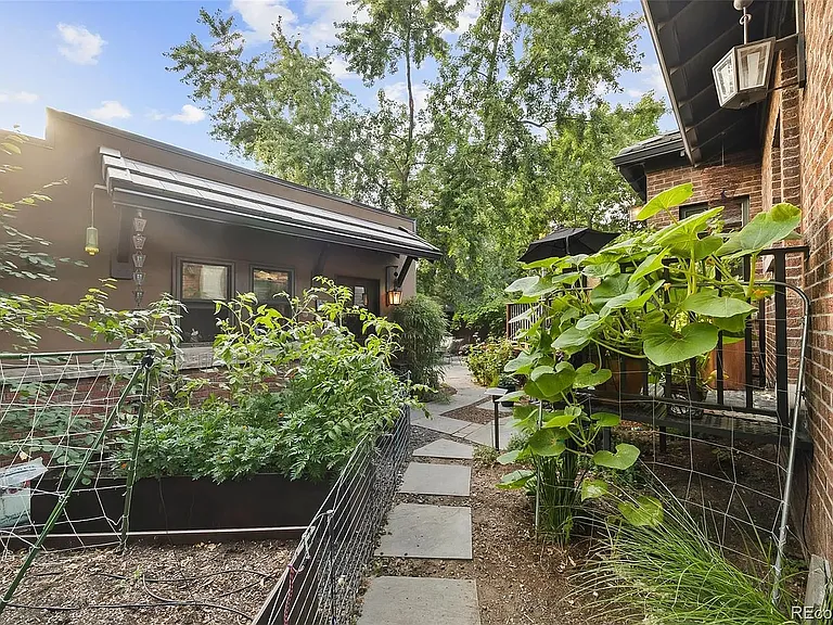 S Williams St — Photo 43