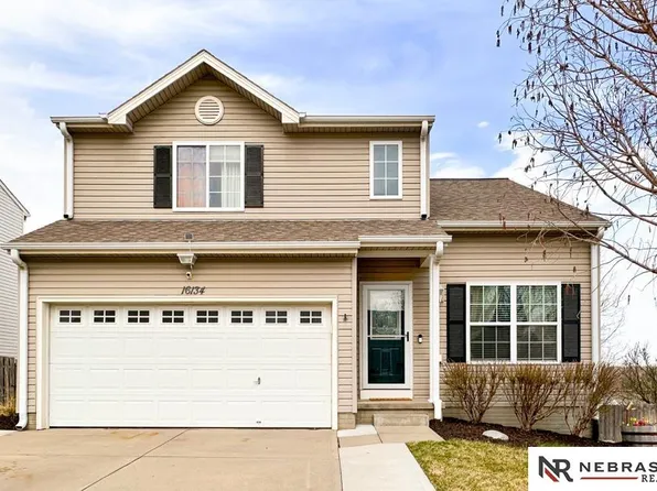 16134 Willow St, Omaha, NE 68136