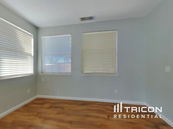 3rd image of 2108 San Remo Dr