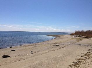 56 Van Zandt Ave, Warwick, RI 02889