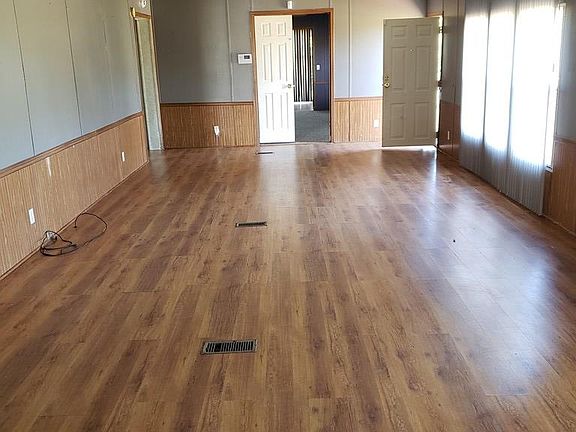 2nd image of 194 Amber Ct
