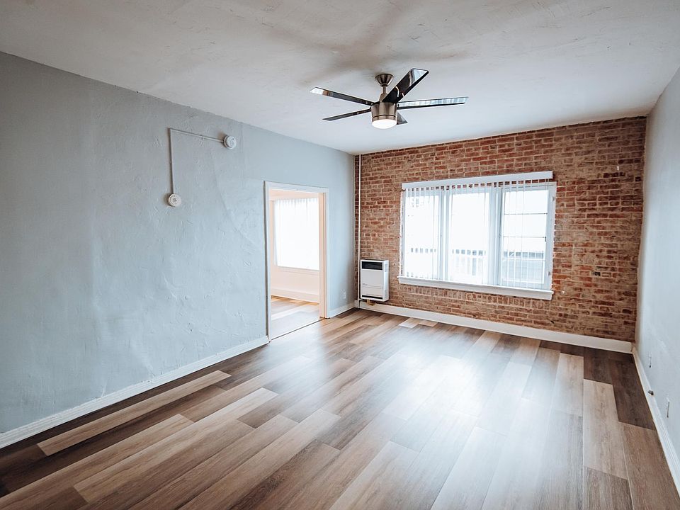 1st image of 130 N Westmoreland Ave #209