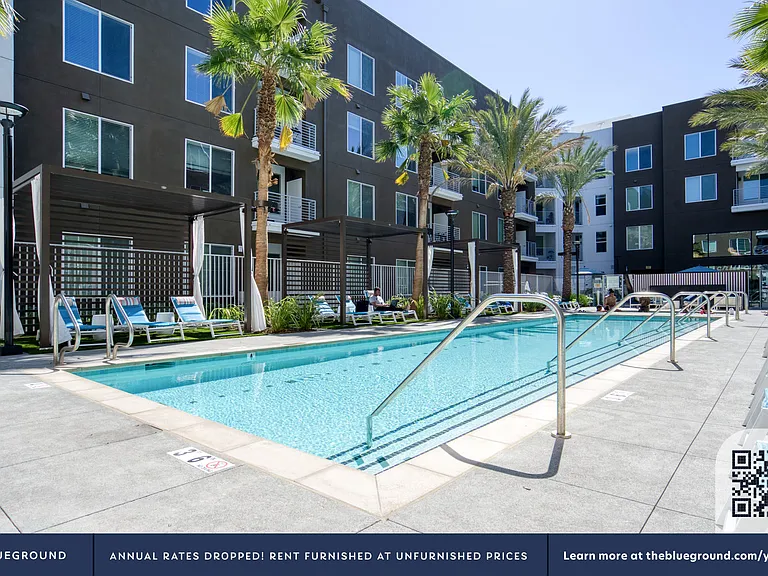 Building's Swimming pool