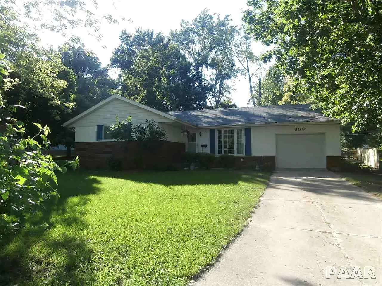 309 E Pearson St photo 1