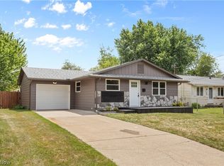 2952 Sahara Ave NE, Canton, OH 44705