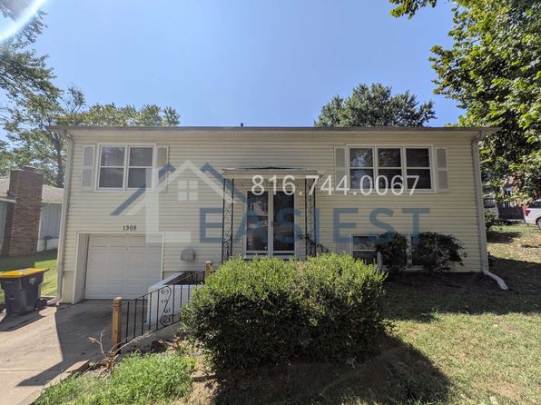 1305 NE 84th Pl