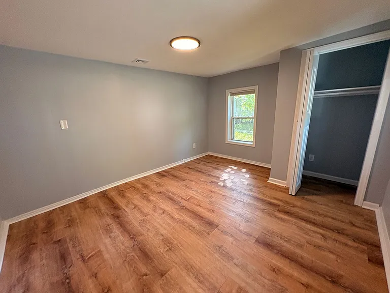 1219 Washington Ave — Photo 10