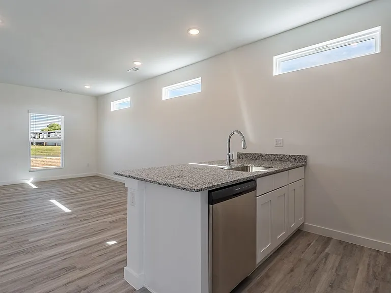 1101 Kentucky Ave — Photo 6