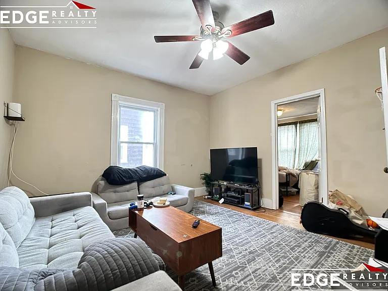 43 Pratt St #2 — Photo 6