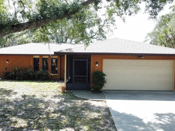 4134 Waikiki Dr, Sarasota, FL 34241