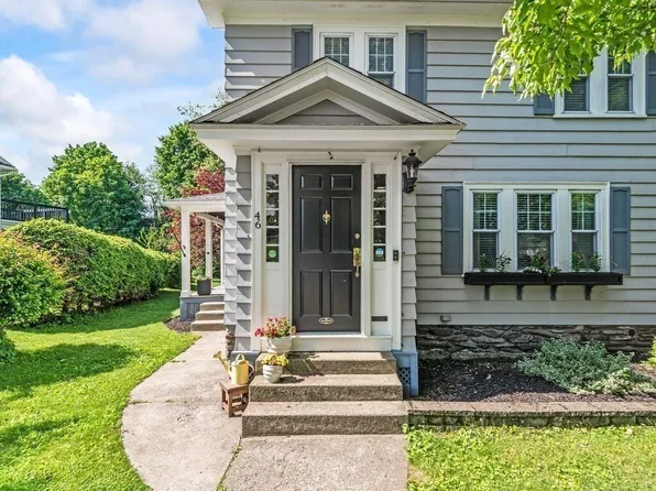 46 N Pkwy, Worcester, MA 01605
