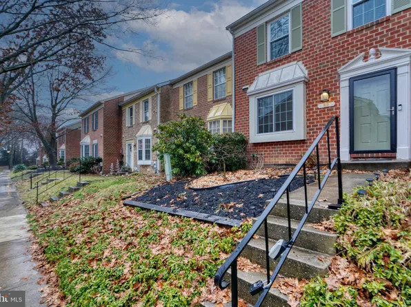 82 Hamlet Dr, Owings Mills, MD 21117