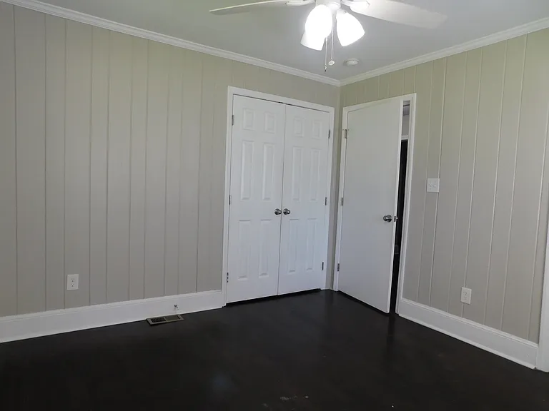 411 Gray Dr — Photo 15