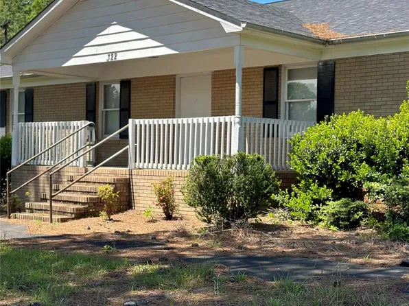 322 Mayo St, Badin, NC 28009