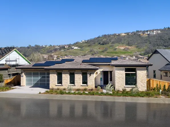 2042 Ritchie St, Folsom, CA 95630