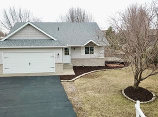 613 7th St S, Sartell, MN 56377