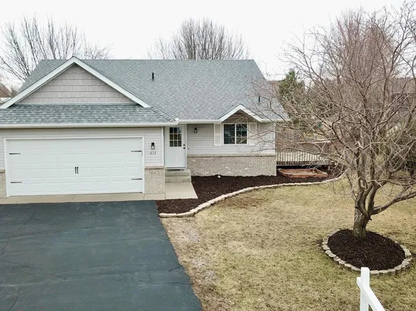 613 7th St S, Sartell, MN 56377