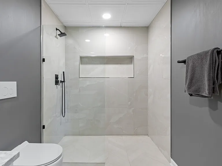 26 Three Mile Harbor Dr — Photo 30
