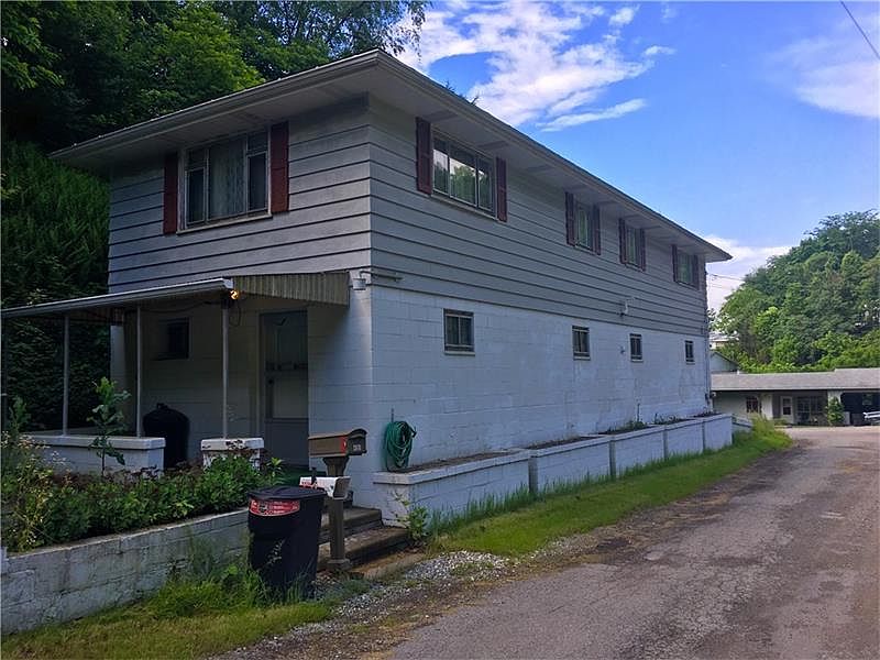2nd image of 4191 Oak Dr