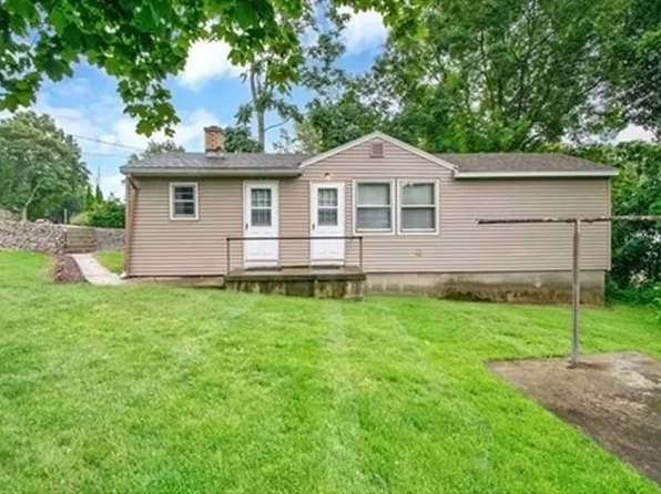 B 26th Valley, Worcester, MA 01604