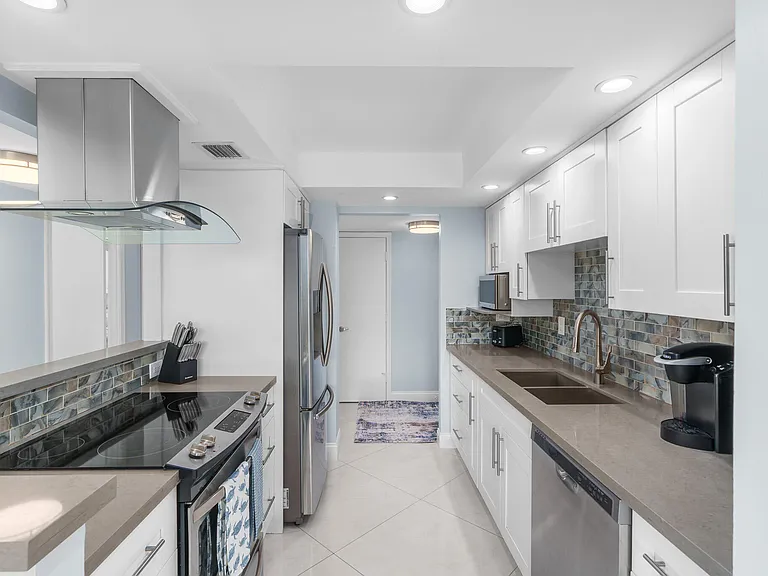 950 Ponce De Leon Rd #401 — Photo 12